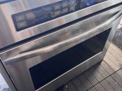 30” single wall oven Amana convection