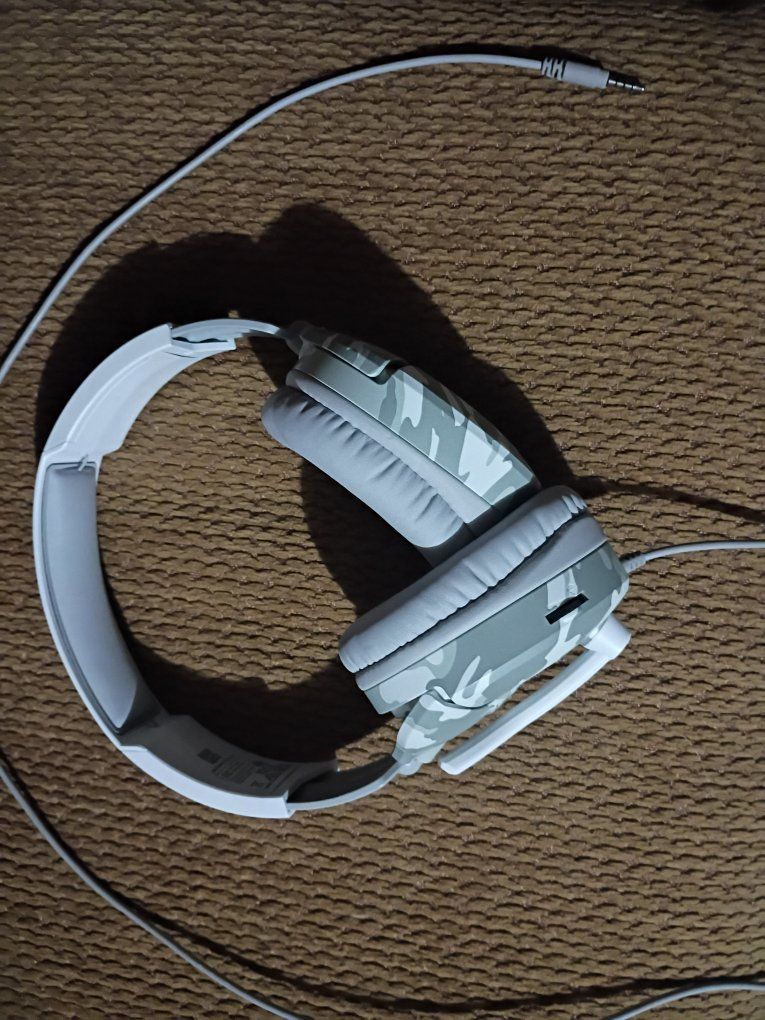 turtle beach headphones with microphone