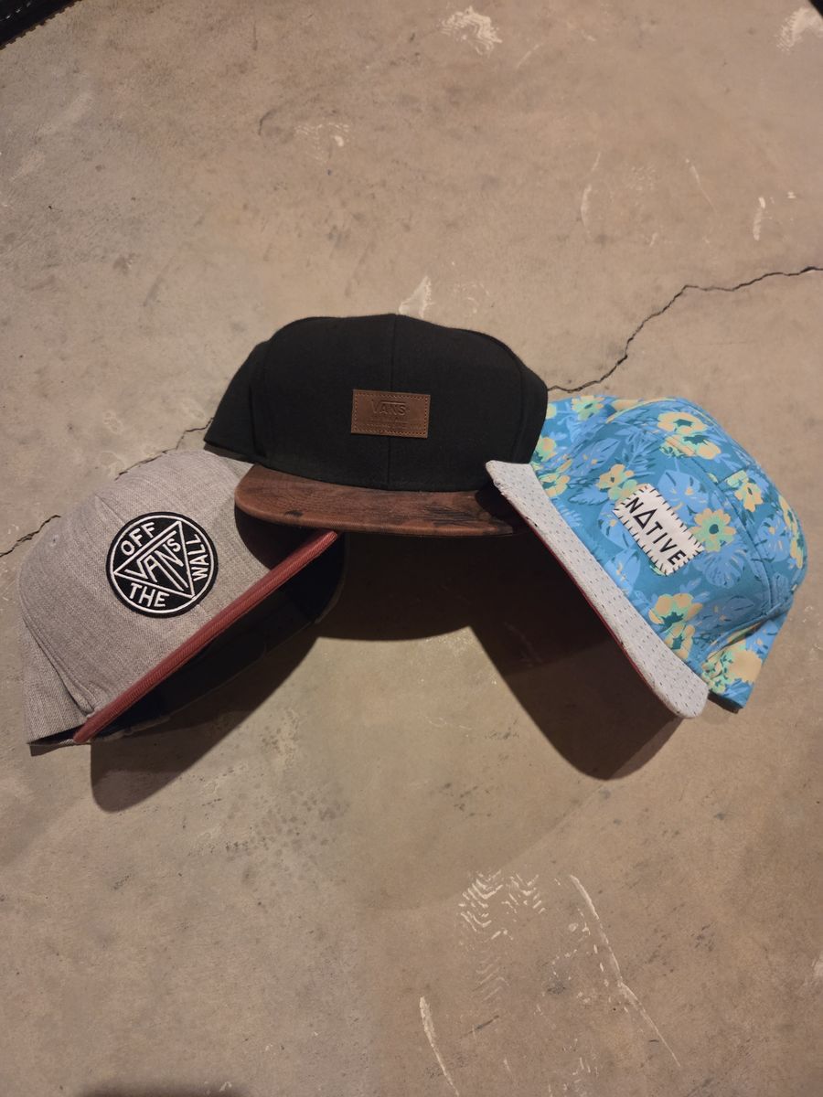 3 Baseball Caps - Vans, Native