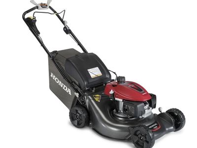 Newish Honda self-propelled lawn mower