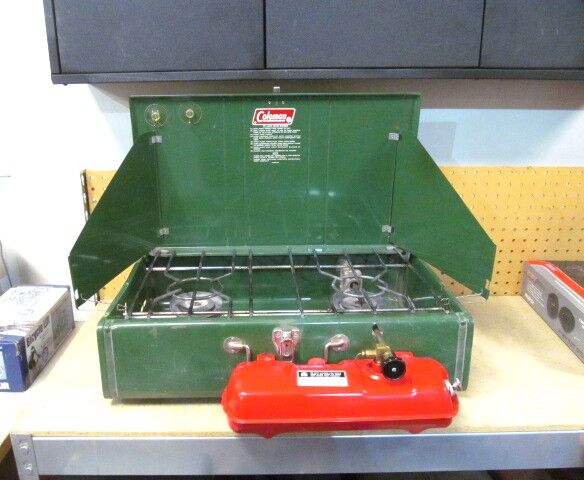Working Coleman 2 burner stove. 413G