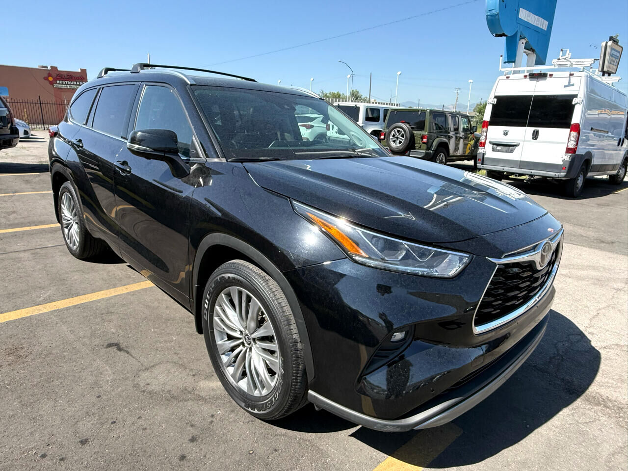 2023 Toyota Highlander Platinum