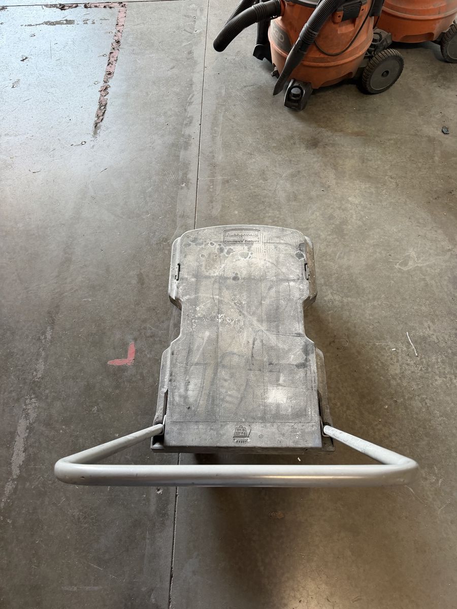Main image 2