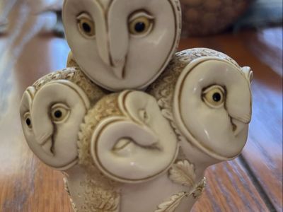 Harmony Kingdom Intricately Carved Four Owl Figurine Sculpture Box Made in England - signed by artist