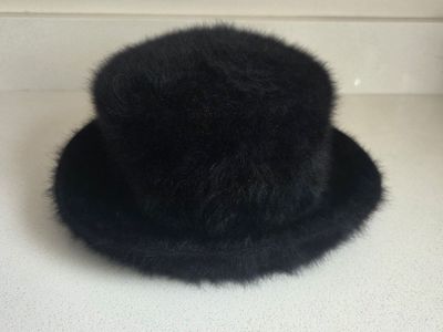 Kangol fuzzy hat