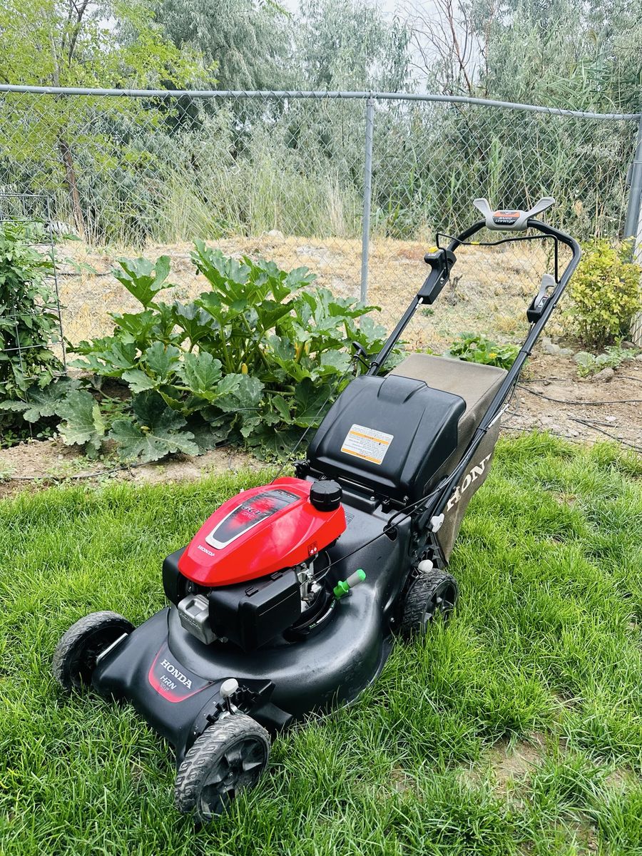 Honda HRN216 Lawn Mower