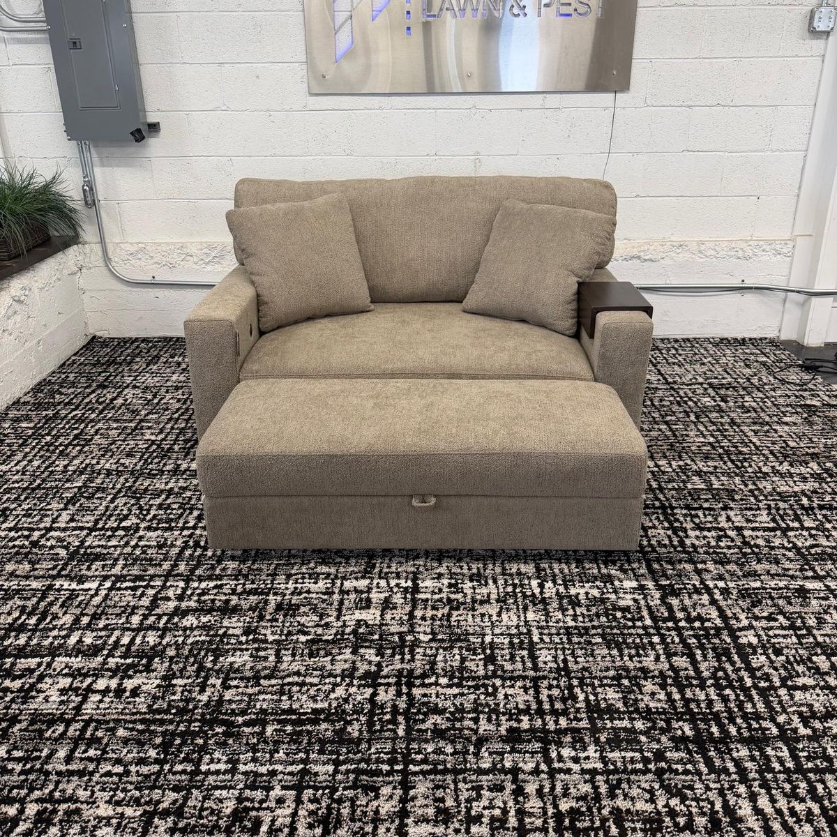 BRAND NEW W/ TAG!! COSTCO THOMASVILLE GILROY FABRIC OVERSIZED STORAGE CHAIR & STORAGE OTTOMAN!!