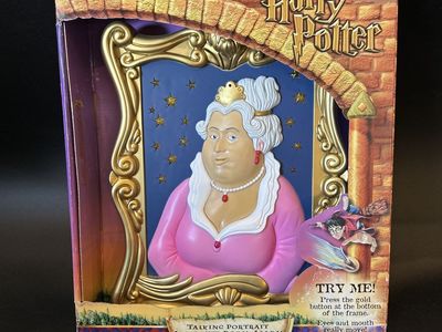 Harry Potter Talking Portrait Animated Room Alarm - Fat Lady Motion Sensor Toy Ages 6+