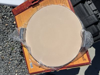 Round Pizza Stone With Stainless Steel Frane