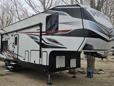 2023 Genesis Supreme 33 CKXL toy hauler 5th wheel