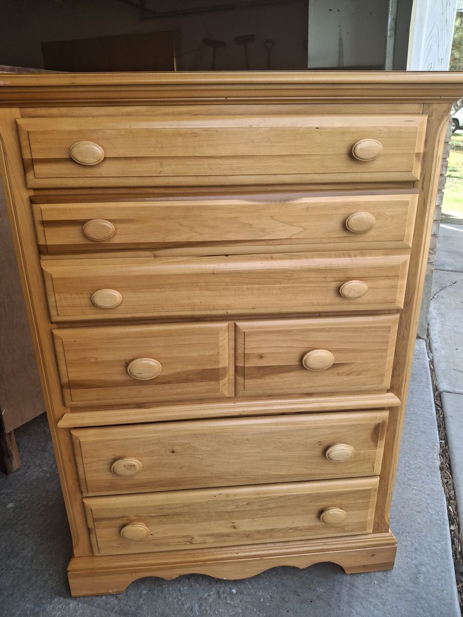 extra tall natural stain pine wood 5 drawers dresser/round