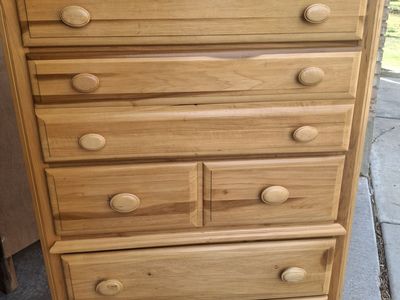 extra tall natural stain pine wood 5 drawers dresser/round
