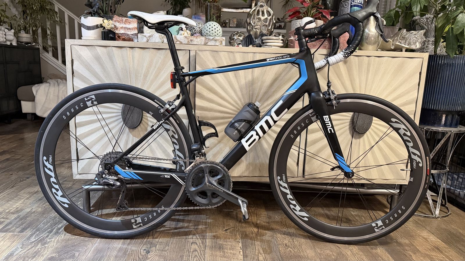 BMC Granfondo GF02 - Carbon Endurance Road Bike - Shimano Ultegra Di2 - Rolf Prima Wheels