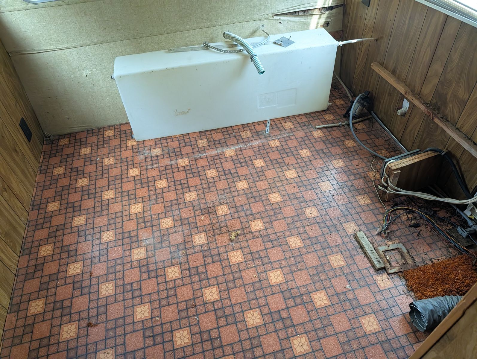 Main image 2