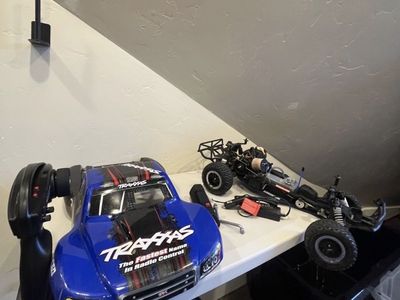 Traxxas Nitro Slash 3.3