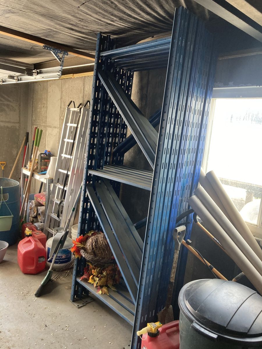 Pallet shelving
