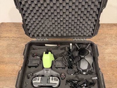 DJI FPV Fly More Kit + Backpack Carry case
