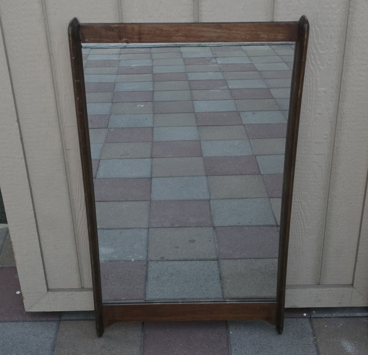 Main image 7