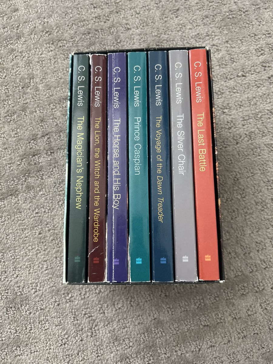 The Chronicles of Narnia Full Paperback Set