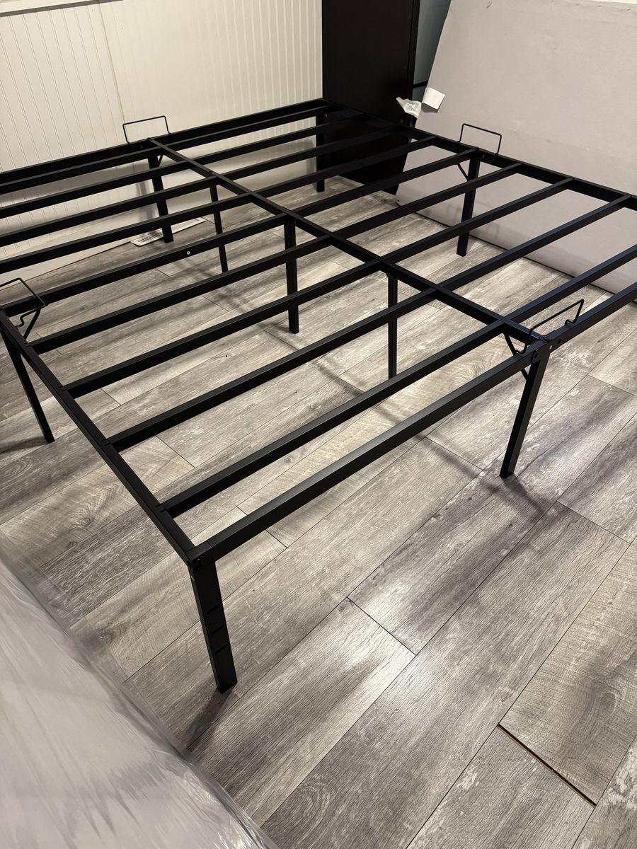 18” King Bedframe