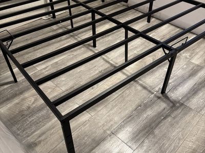 18” King Bedframe