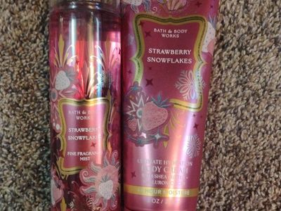 FUNDRAISER-Bath & Body Works Strawberry Snowflakes Fine Fragrance Mist (8 fl oz) & Ultimate Hydration Body Cream (8 oz)