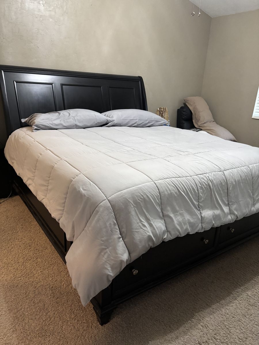 King Size Sleigh Bed
