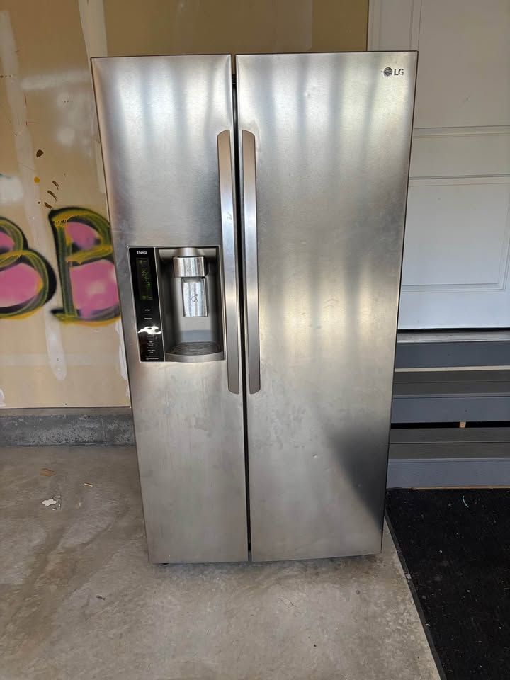 LG Thinq Refridgerator