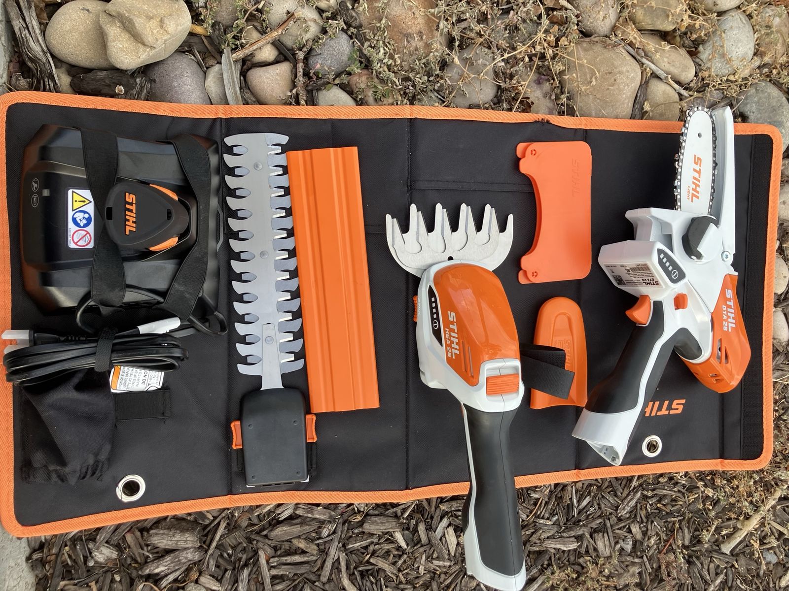 STIHL HSA 25 & GTA 26 Cordless Garden Pruning Set - Hedge Trimmer, Shears, Mini Chainsaw