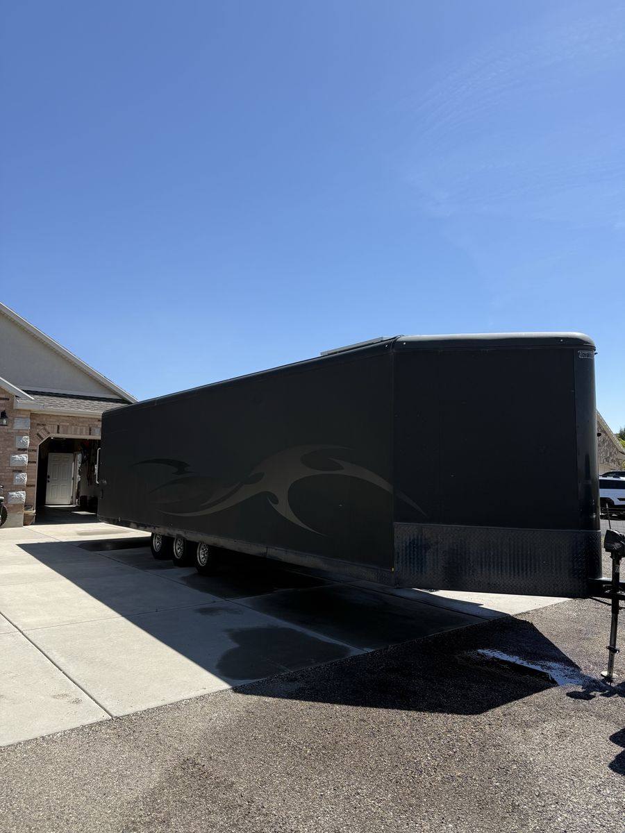 2016 TNT Teton 34’ Enclosed Trailer