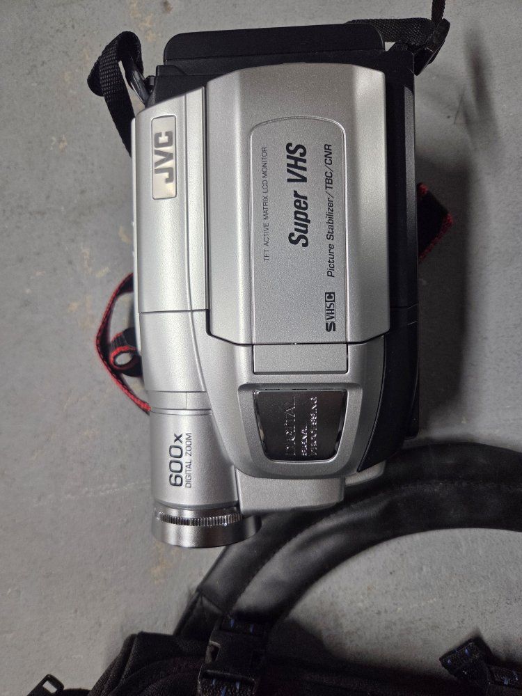 JVC Super VHS recorder