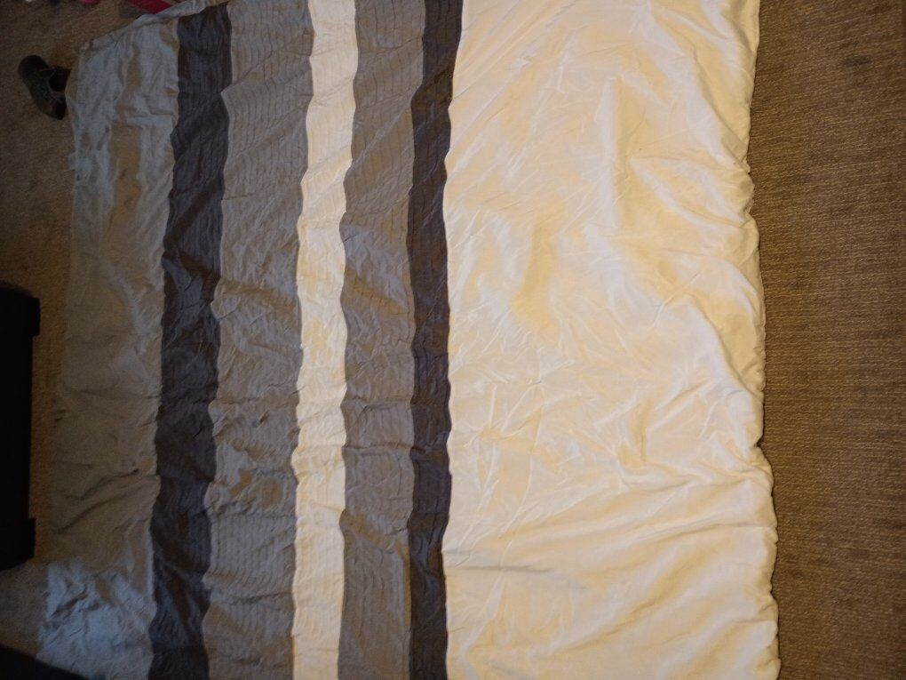 7 piece queen bed set