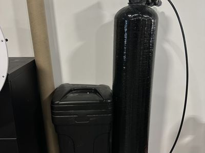 Water Softener For Sale - Fleck 5600 SXT - 48,000 Grain - Used for 3 Months