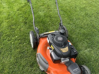 HUSQVARNA 22" self propelled lawn mower