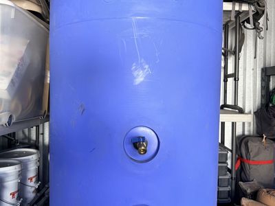 Waterprepared stackable emergency water storage containers (2 x 160 gallon tanks)