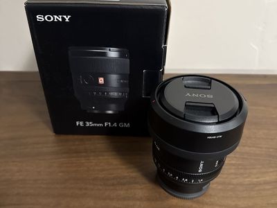 Sony 35mm 1.4 GM lens