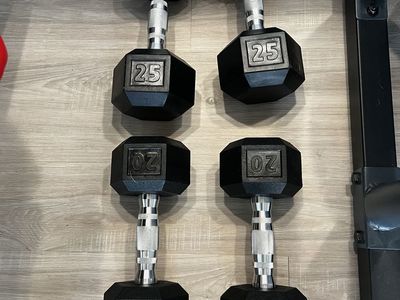 Hex dumbbell sets 25,20