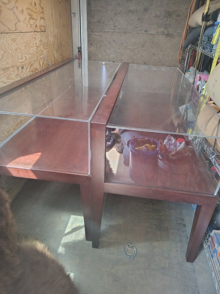 Newer Display Cases - Great for Antiques