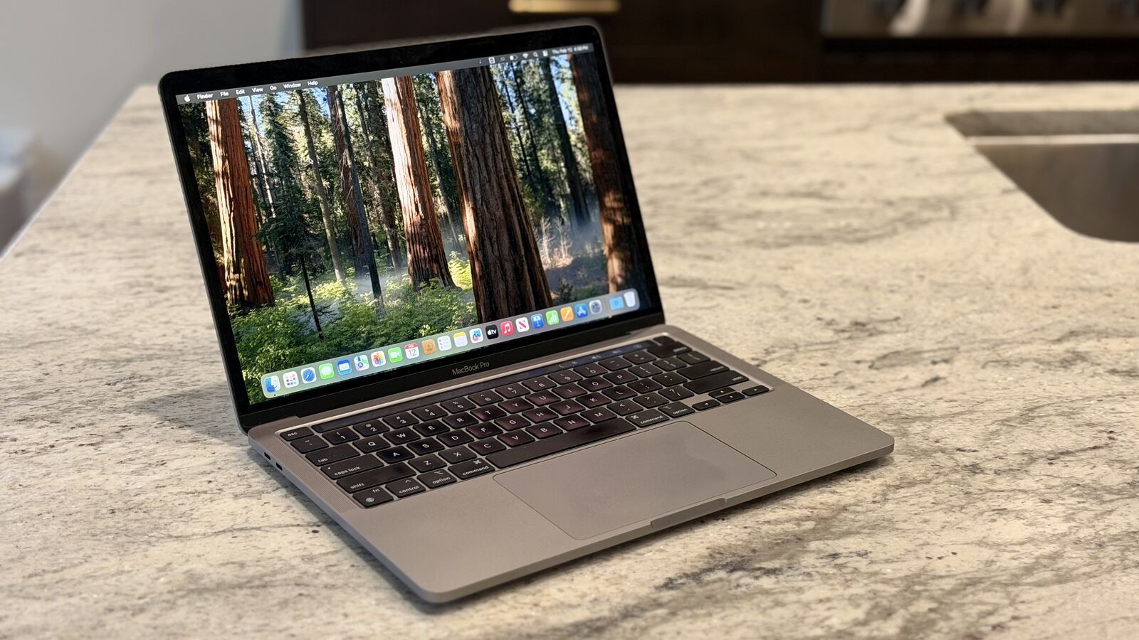 2020 13" MacBook Pro in EXCELLENT Condition