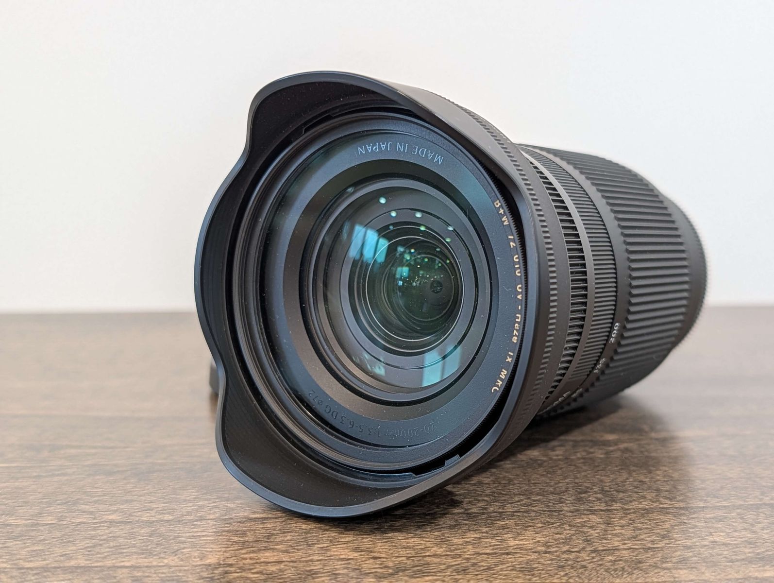 Sigma 20-200mm f3.5-6.3 superzoom e-mount lens