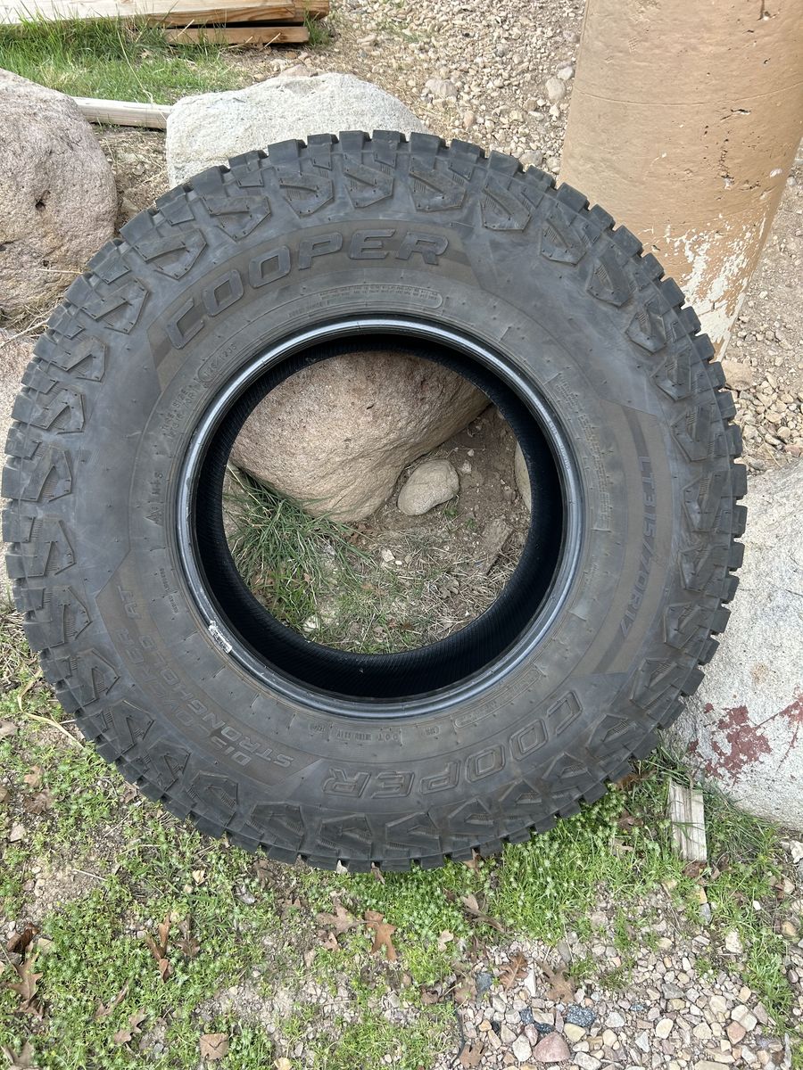 Cooper AT Stronghold 315/70r17 E