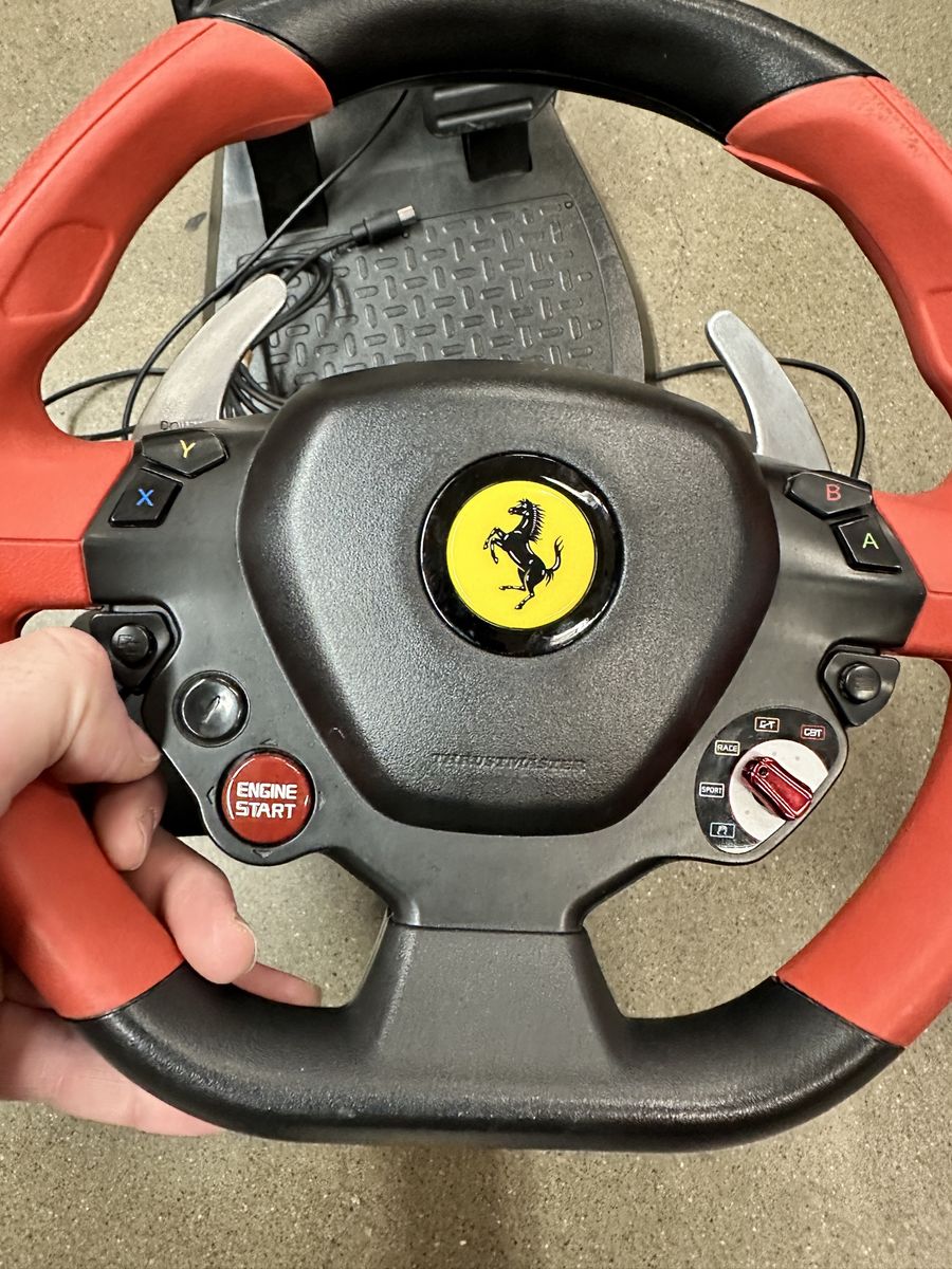 Xbox untested Thrustmaster Ferrari Racing Wheel an