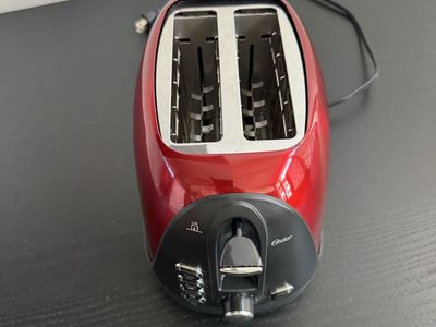Oster 2-Slice Toaster Red Metallic Kitchen Appliance
