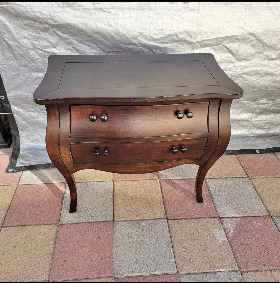 2 Drawer Bombe Chest