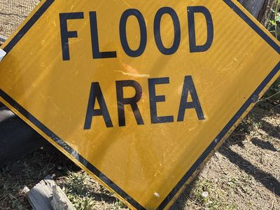Vintage Metal Road Signs - Stop & Flood Area Reflective Signs