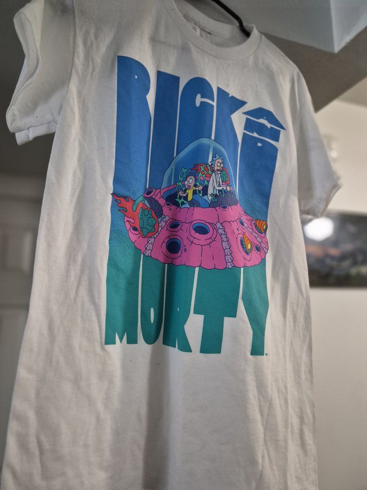 New Adult Swim Rick and Morty White Graphic T-Shirt Small