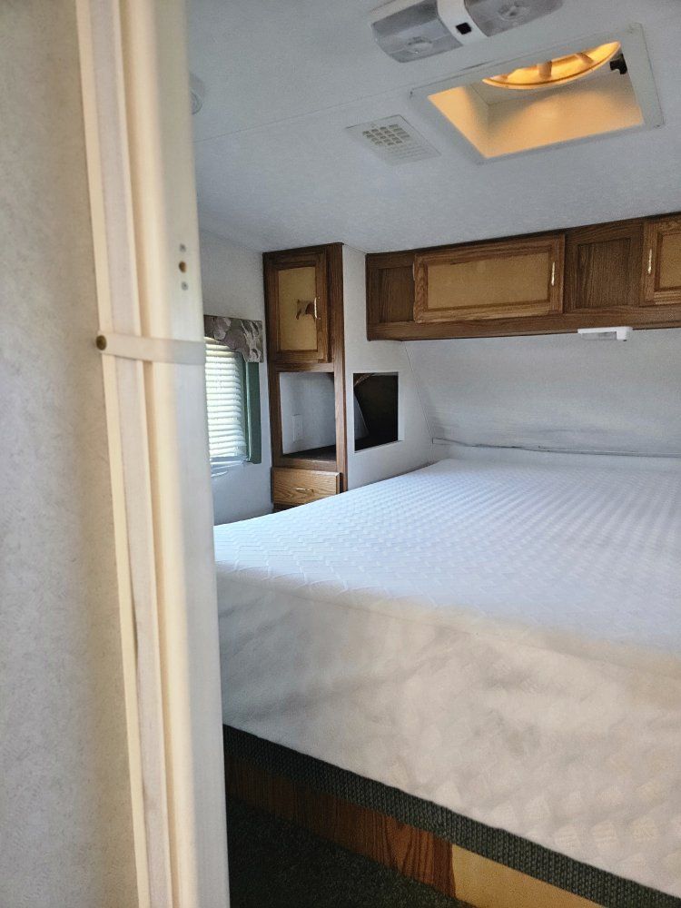 Main image 17