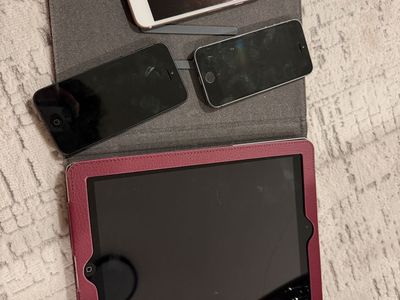 Lots Of Old Apple Products