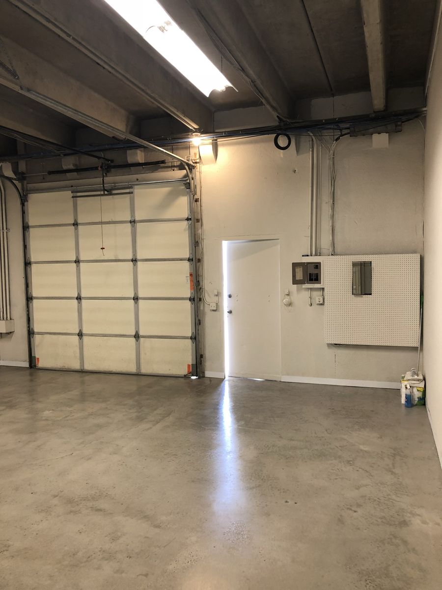 Shop for rent in Salt Lake City