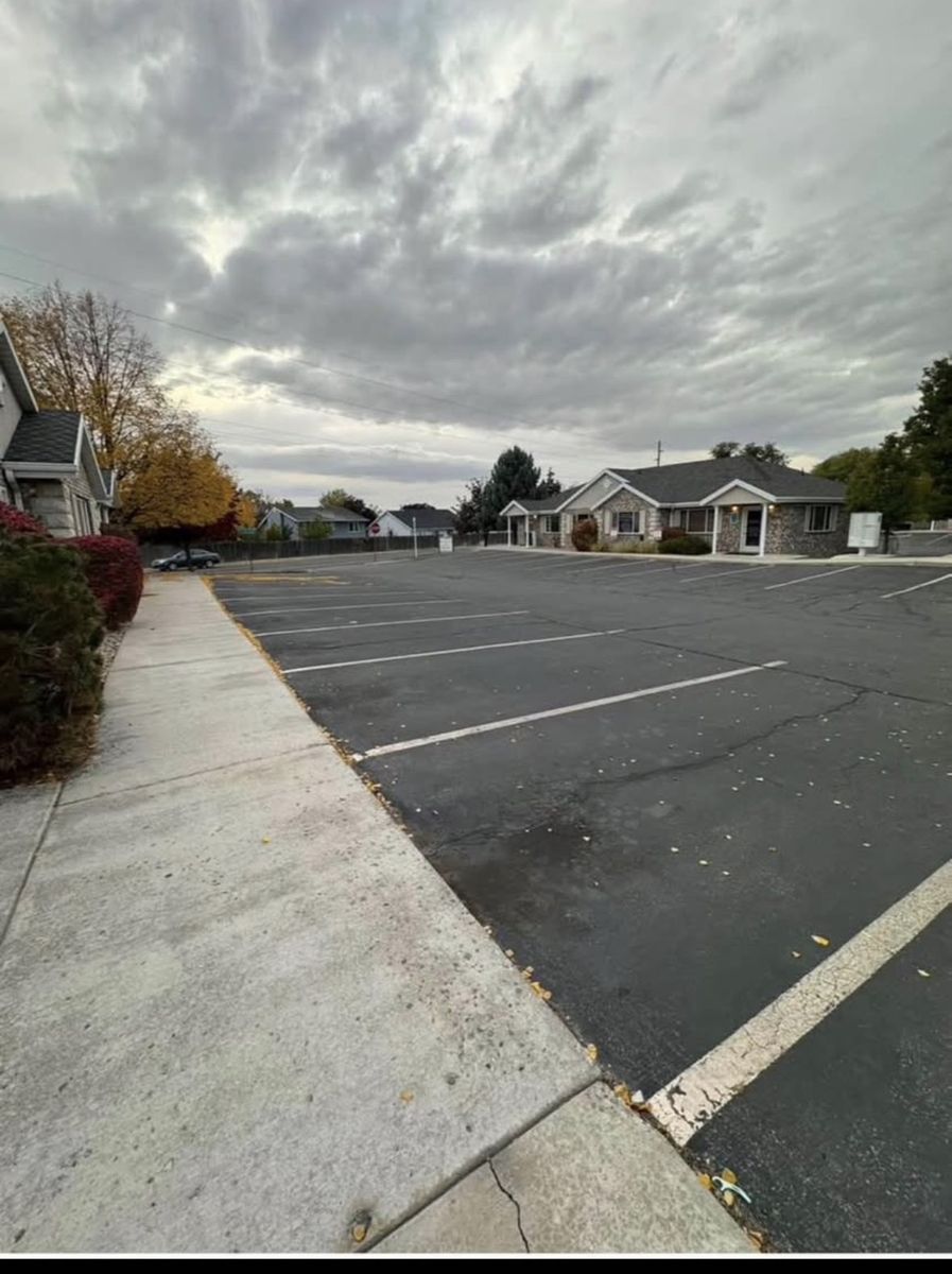 Main image 5